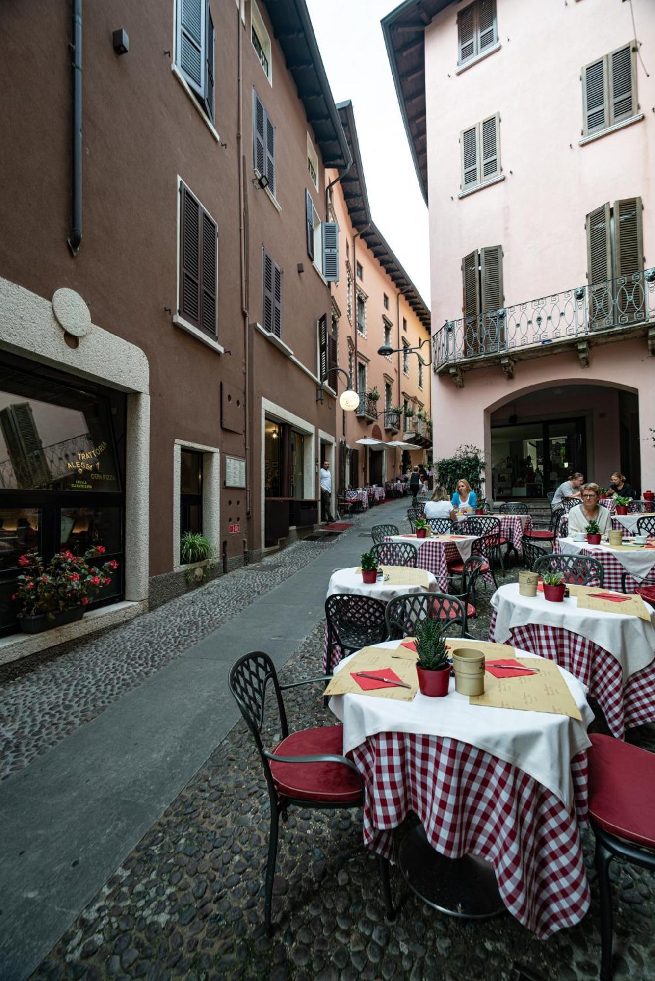 Per Coppie Nel Cuore Di Desenzano Castello Apartment *